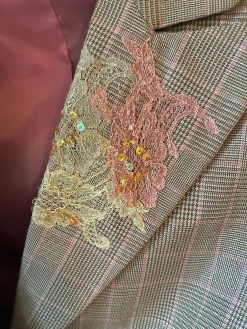 Allen by Allen Schwartz Embroidered Plaid Blazer - EUC Size 6 - Picture 5 of 8